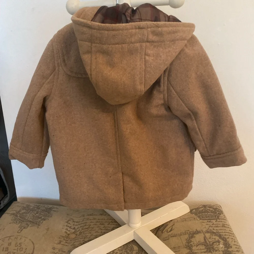 Coat - Picture 2 of 5